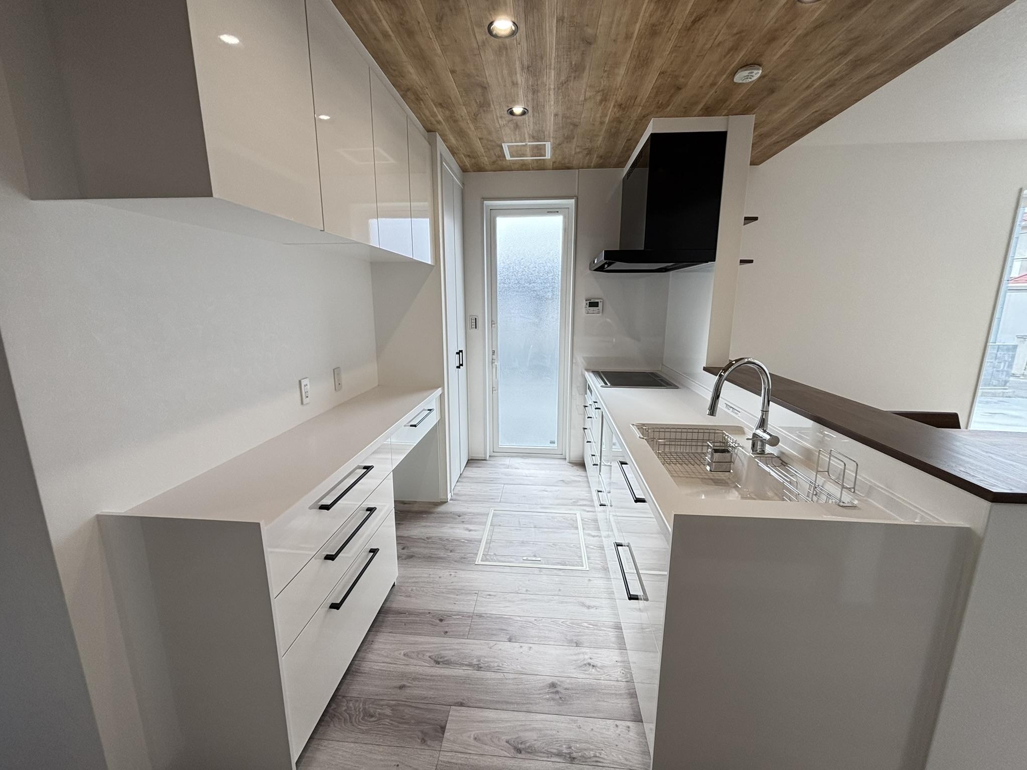 土地+建物（3LDK)+外構工事及び付帯設備含む総額￥3,678万円
立地条件：土地成型が良く駐車がスムーズな配置計画で日当たり良好な閑静な住宅地
建物のポイント：新築建売住宅　長期優良住宅認定・耐震性能は国内最高等級の3取得イメージ8