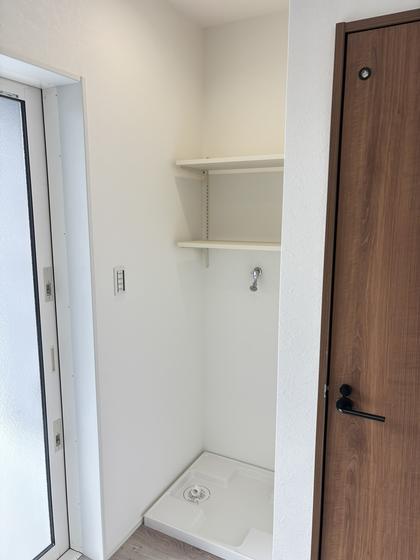 土地+建物（3LDK)+外構工事及び付帯設備含む総額￥3,678万円
立地条件：土地成型が良く駐車がスムーズな配置計画で日当たり良好な閑静な住宅地
建物のポイント：新築建売住宅　長期優良住宅認定・耐震性能は国内最高等級の3取得のイメージ16